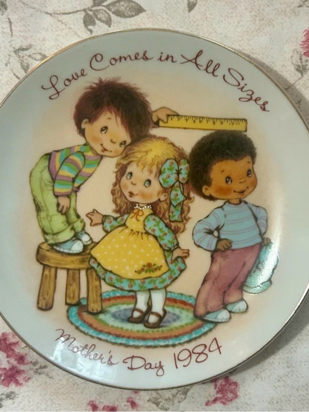Avon Decorative Plate with Yellow, Green, Blue, Pink and Brown Accents